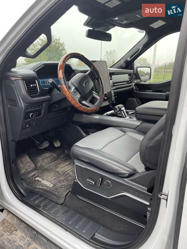 Пикап Ford F-150 2023 в Коростышеве