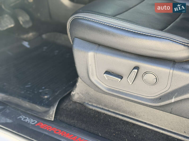 Пикап Ford F-150 2017 в Киеве