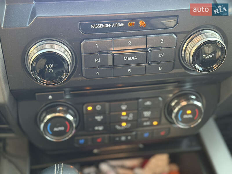 Пикап Ford F-150 2017 в Киеве