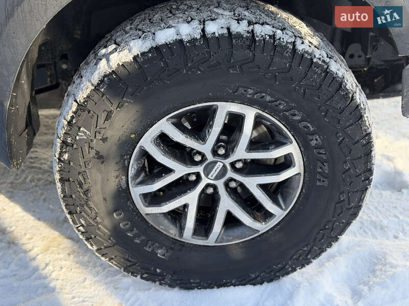 Пикап Ford F-150 2017 в Киеве