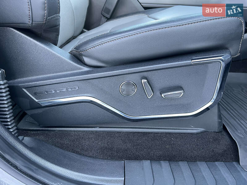 Пикап Ford F-150 2022 в Киеве