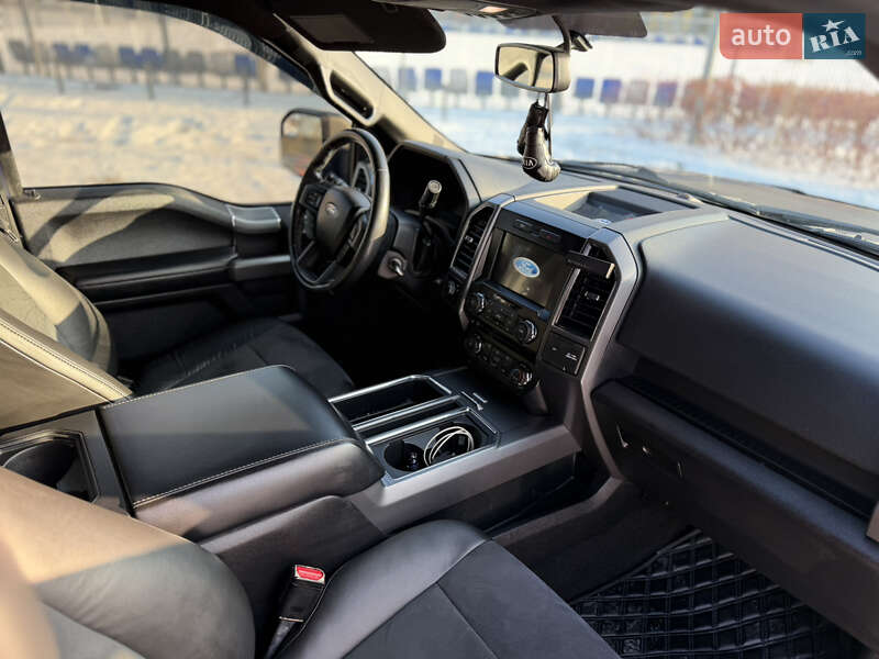 Пикап Ford F-150 2017 в Киеве