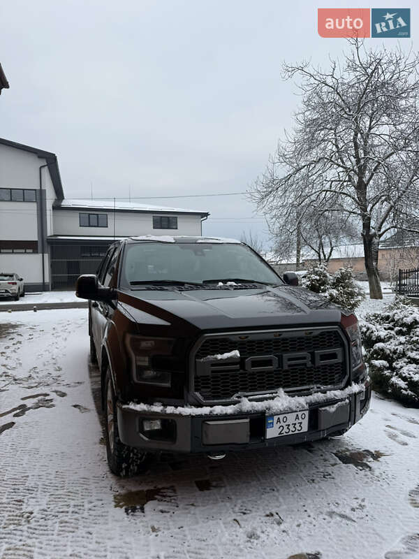 Пікап Ford F-150 2016 в Іршаві