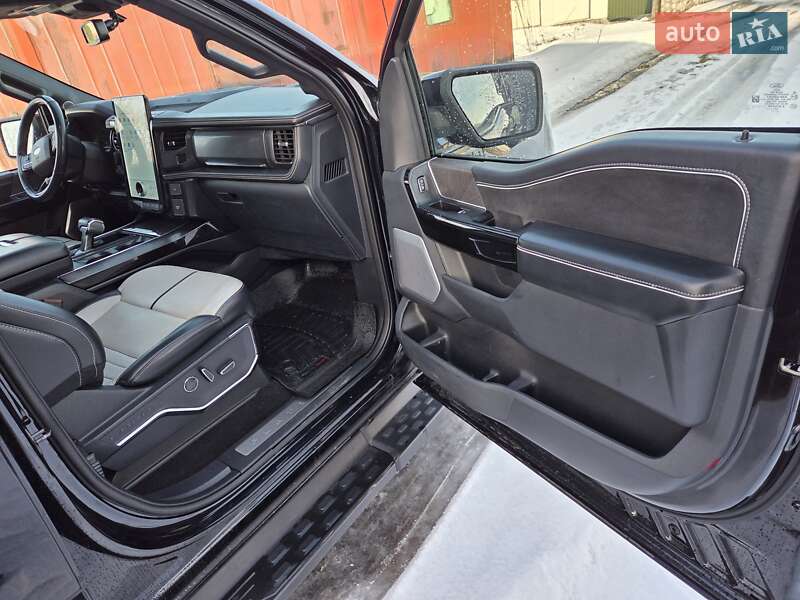 Пикап Ford F-150 2022 в Тернополе