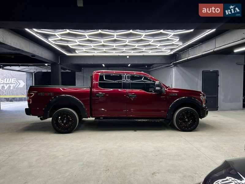 Пікап Ford F-150 2018 в Чернівцях
