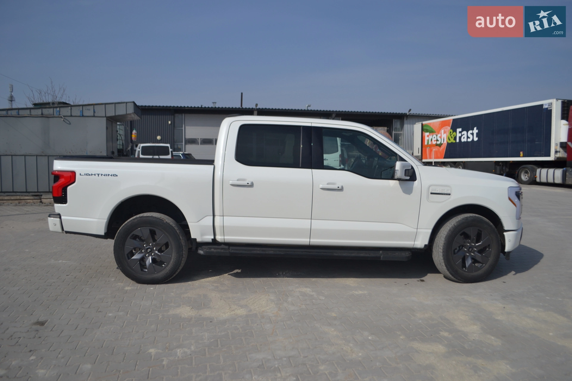 2022 Ford F-150 - мініатюра 17