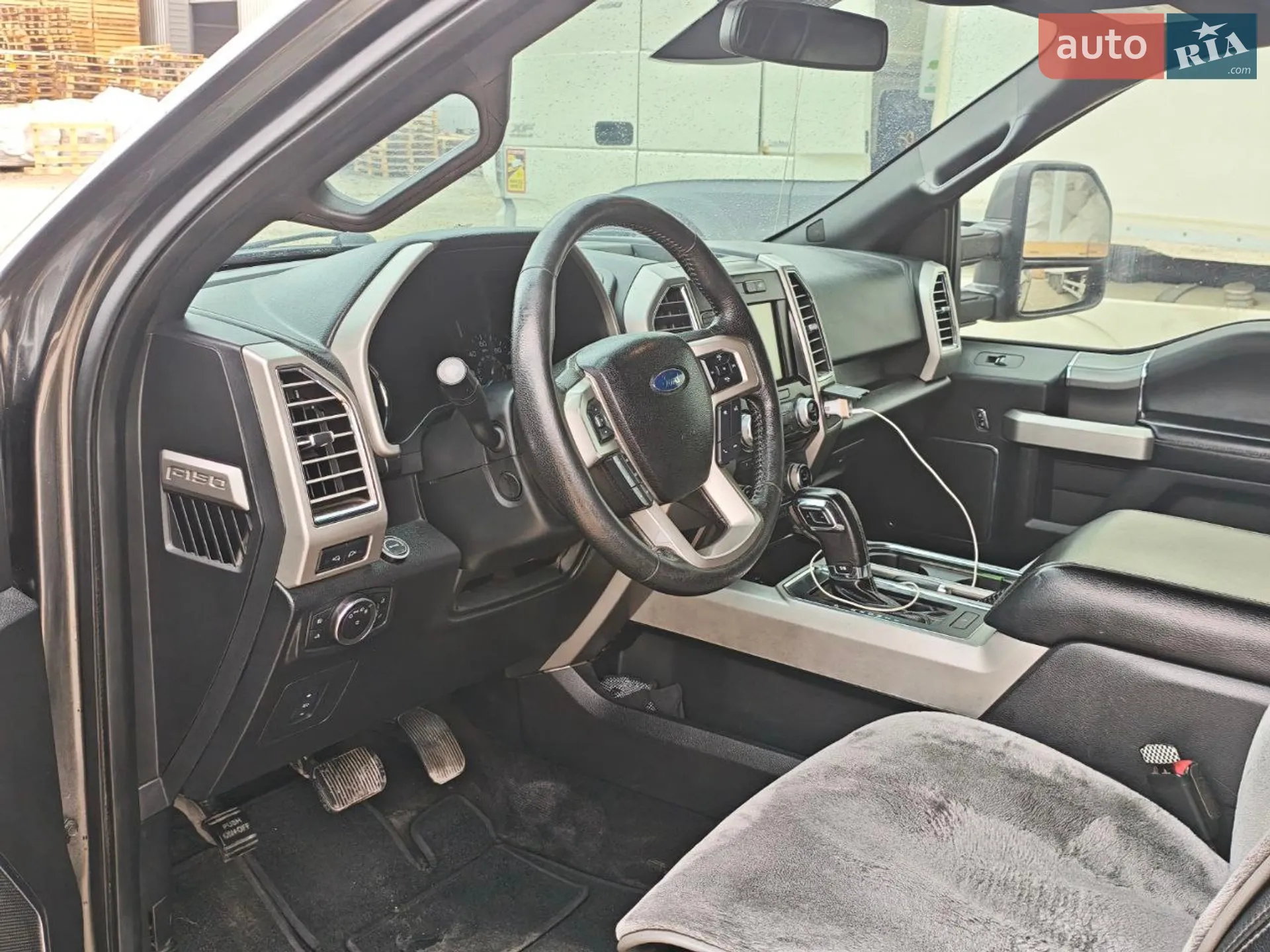 2015 Ford F-150 - мініатюра 15