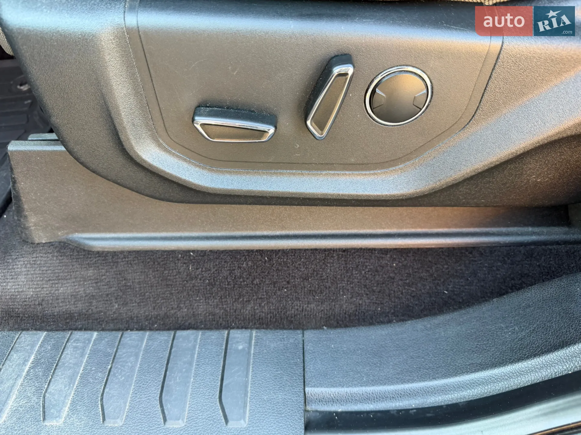 2015 Ford F-150 - мініатюра 32
