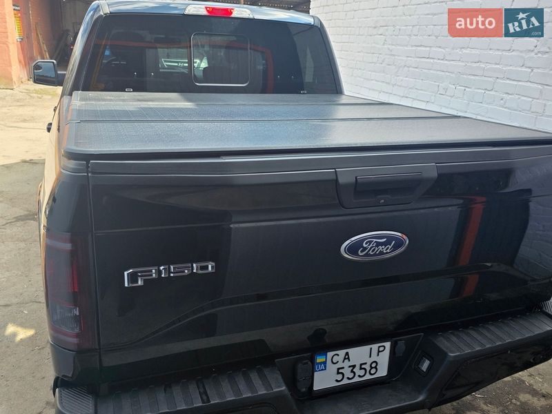 Пикап Ford F-150 2017 в Умани