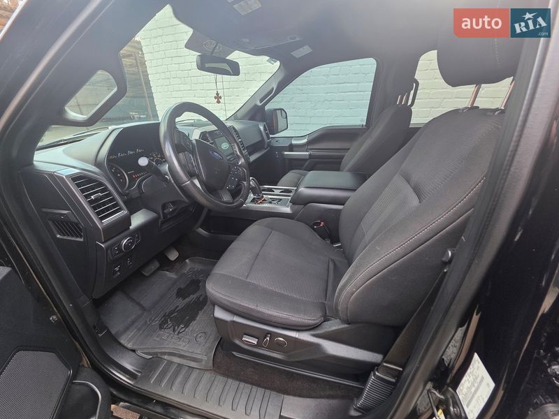Пикап Ford F-150 2017 в Умани