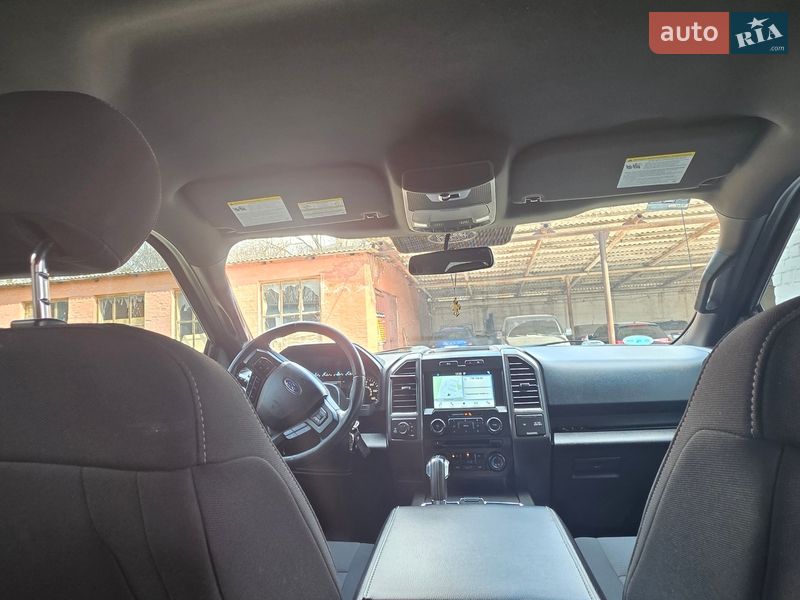 Пикап Ford F-150 2017 в Умани