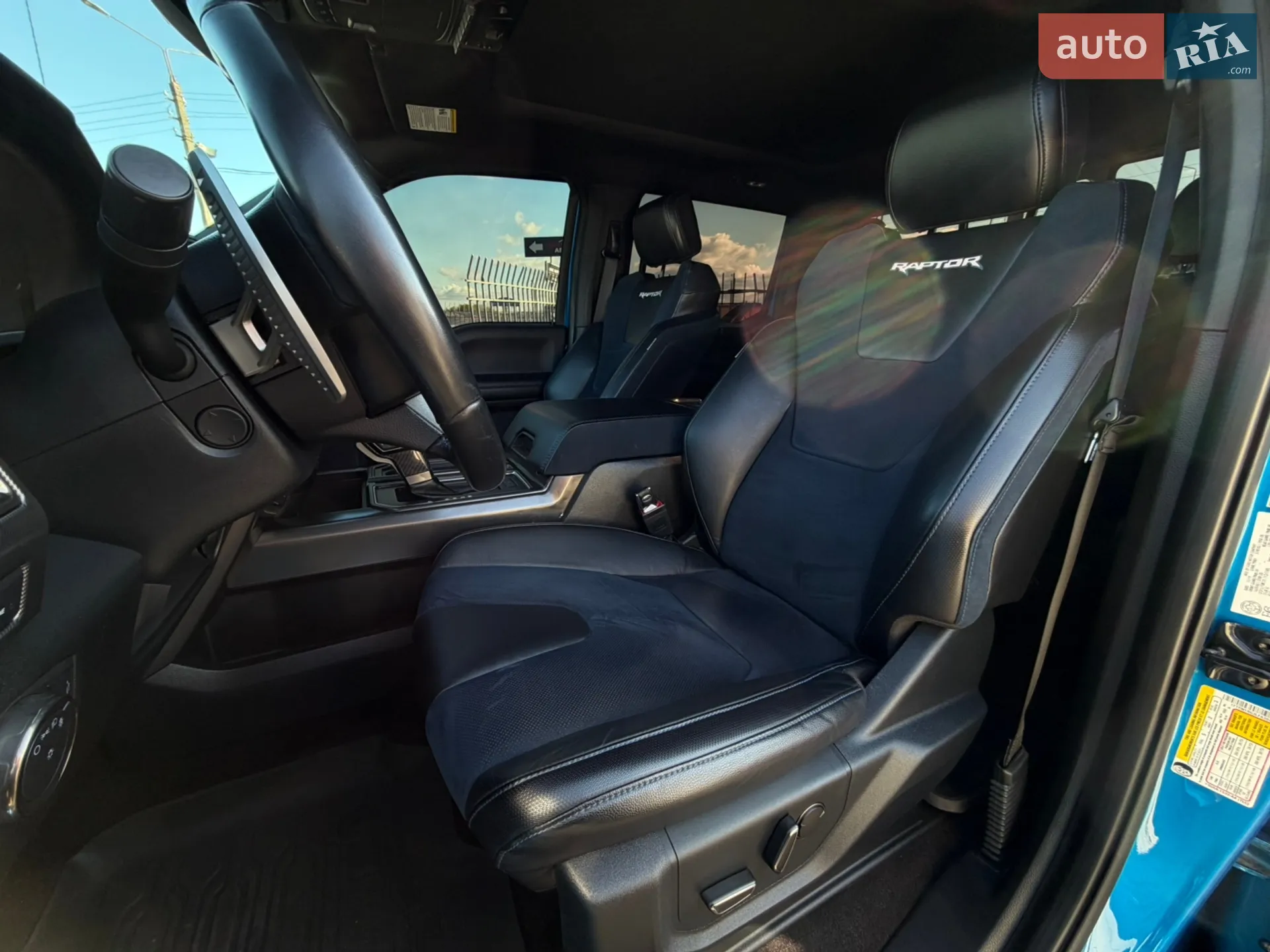 2019 Ford F-150 - мініатюра 26