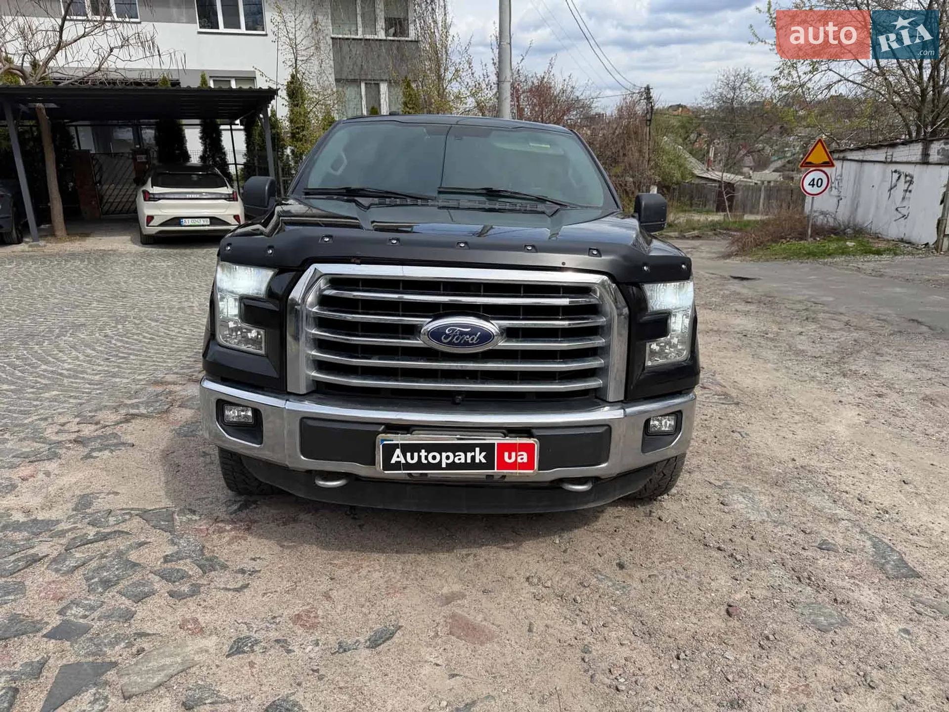 2015 Ford F-150 - мініатюра 2