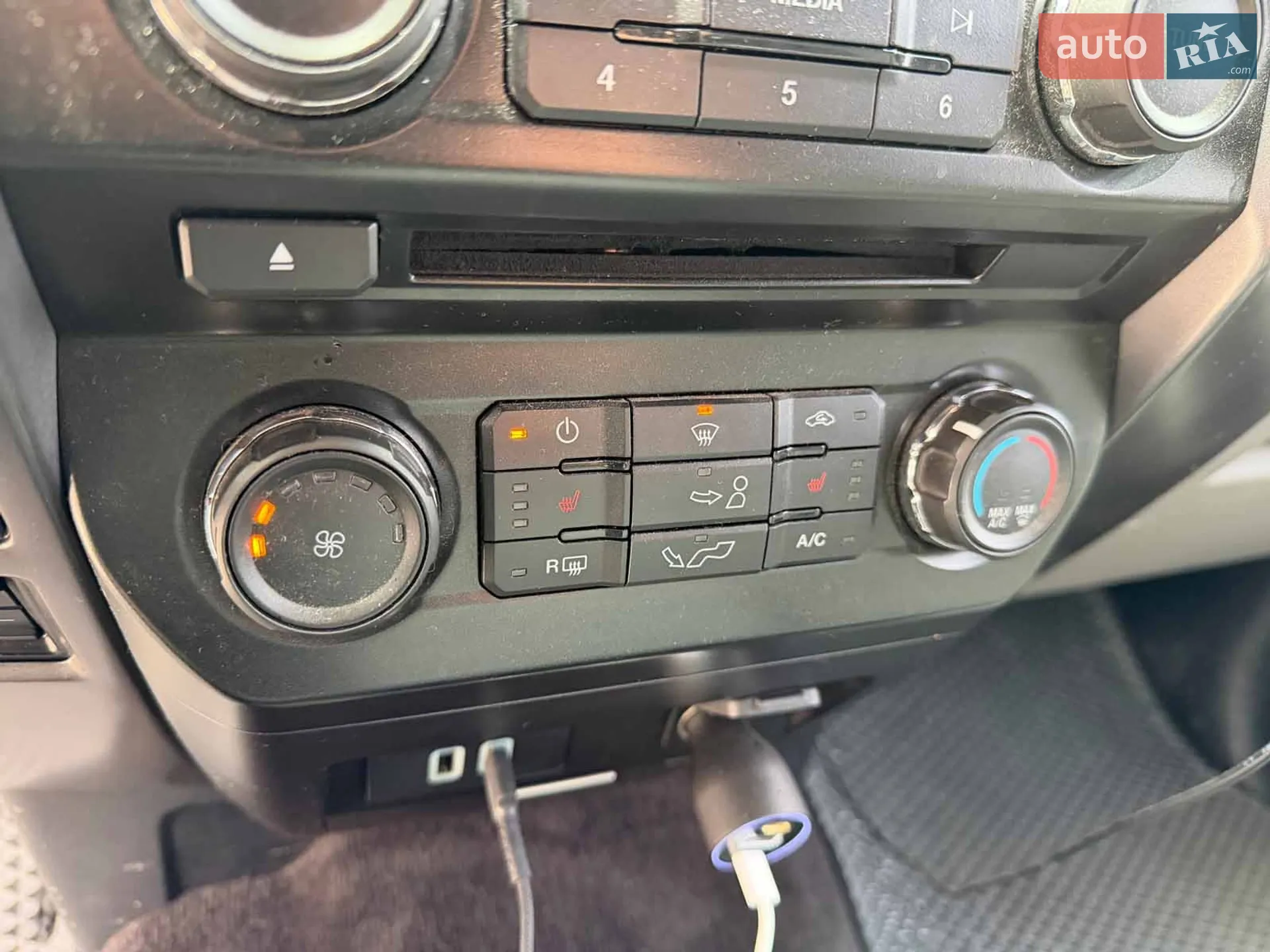 2015 Ford F-150 - мініатюра 20