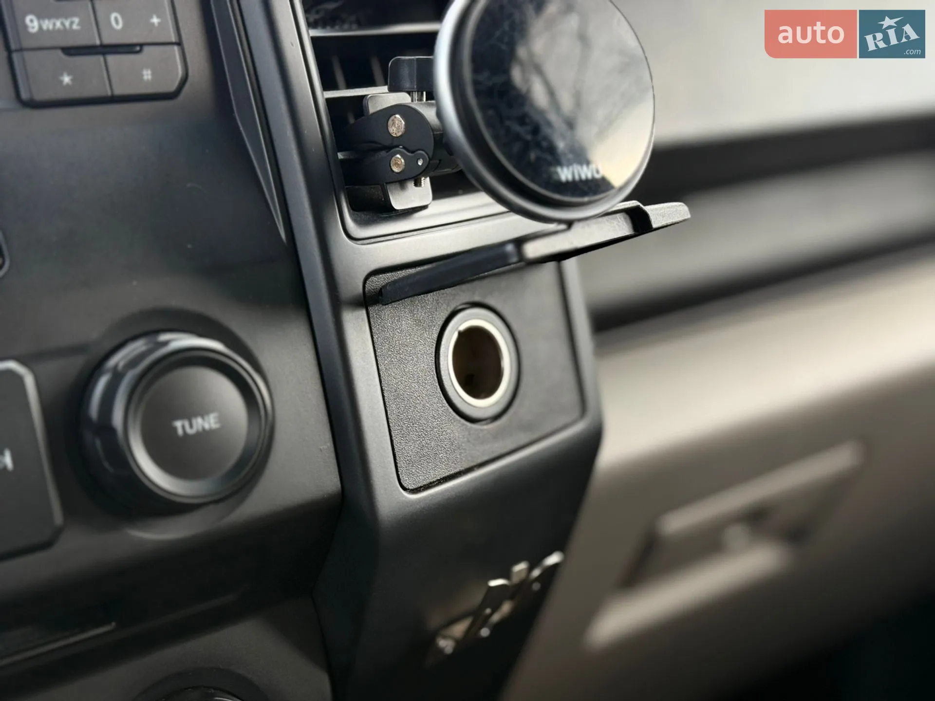 2015 Ford F-150 - мініатюра 173