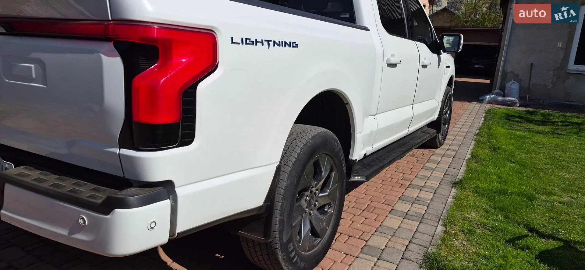 Ford FORD F 150 LIGHTNING 2022 VIN 1FT6W1EV3NWG04374 фото оголошення 6 з 43