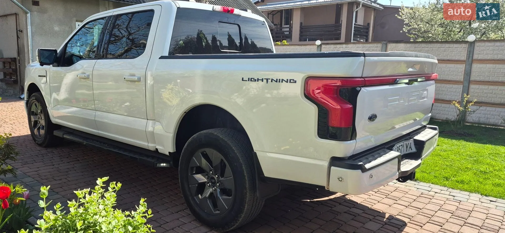 Ford FORD F 150 LIGHTNING 2022 VIN 1FT6W1EV3NWG04374 фото оголошення 8 з 43