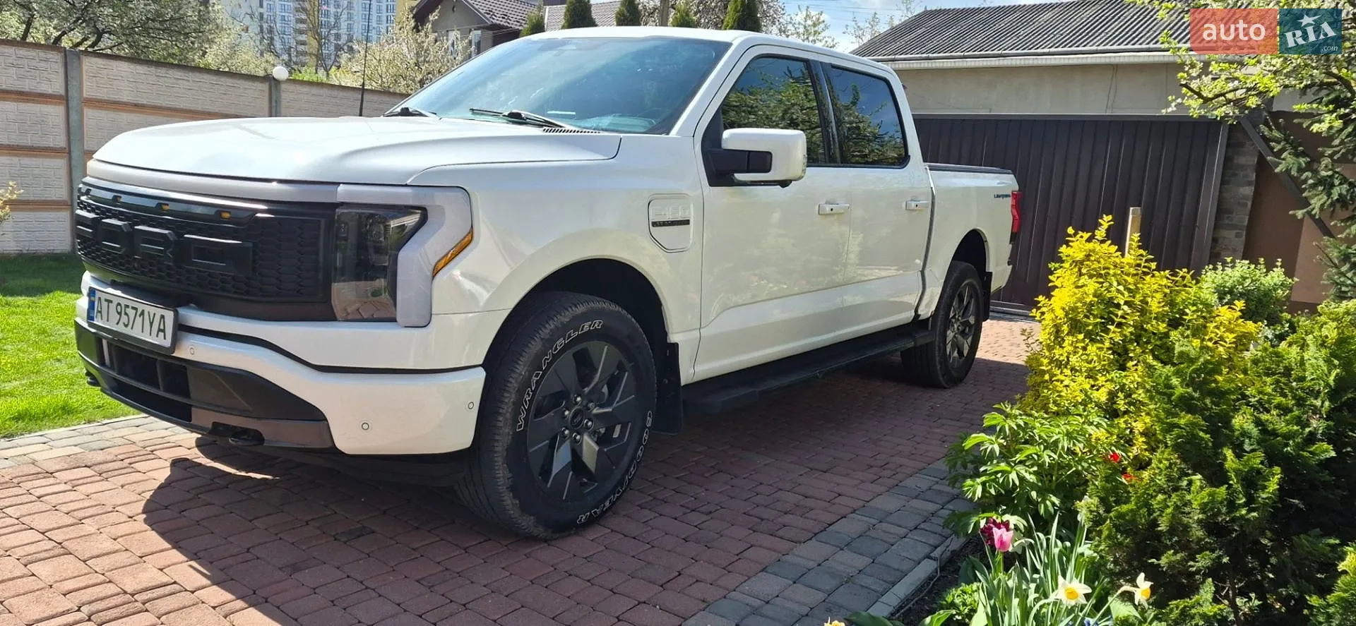 Ford FORD F 150 LIGHTNING 2022 VIN 1FT6W1EV3NWG04374 фото оголошення 11 з 43