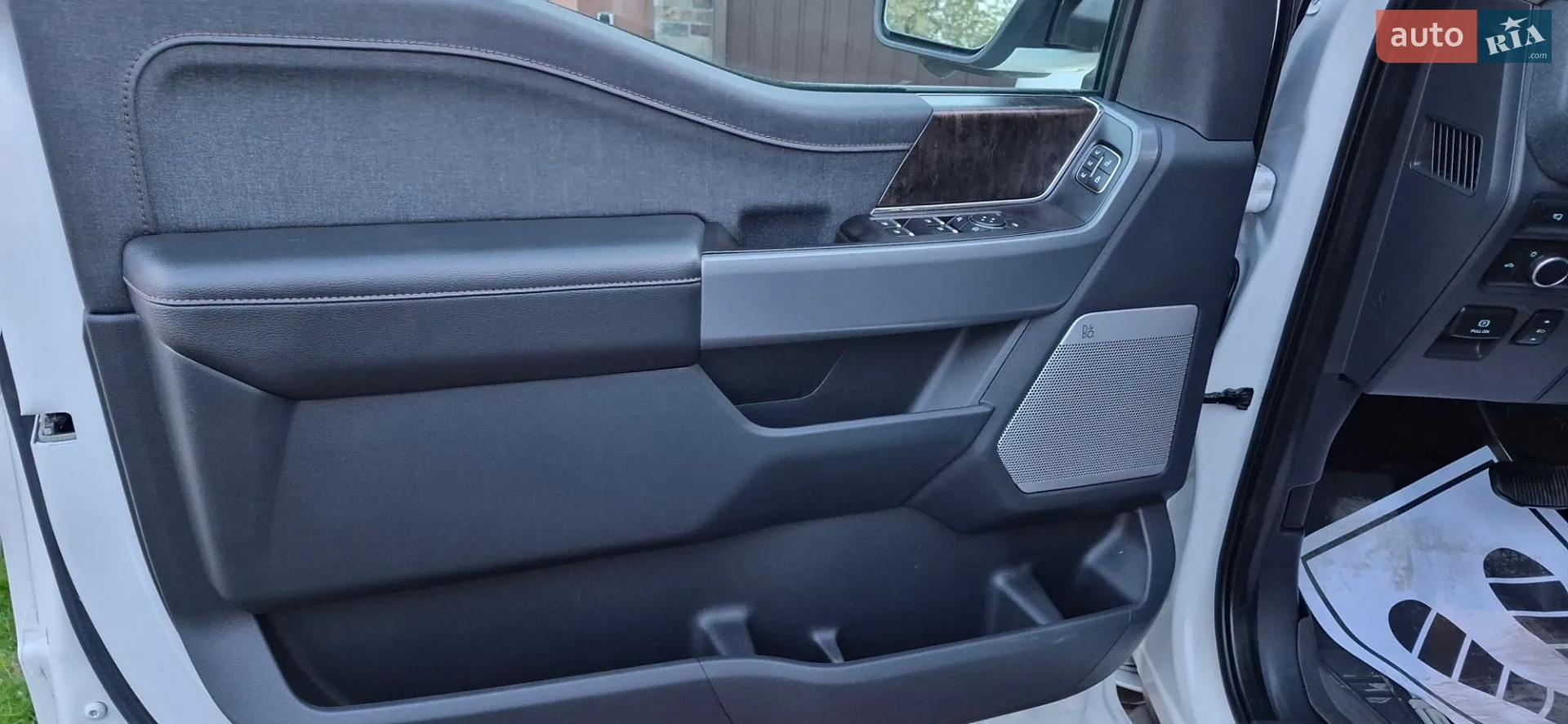 Ford FORD F 150 LIGHTNING 2022 VIN 1FT6W1EV3NWG04374 фото оголошення 37 з 43