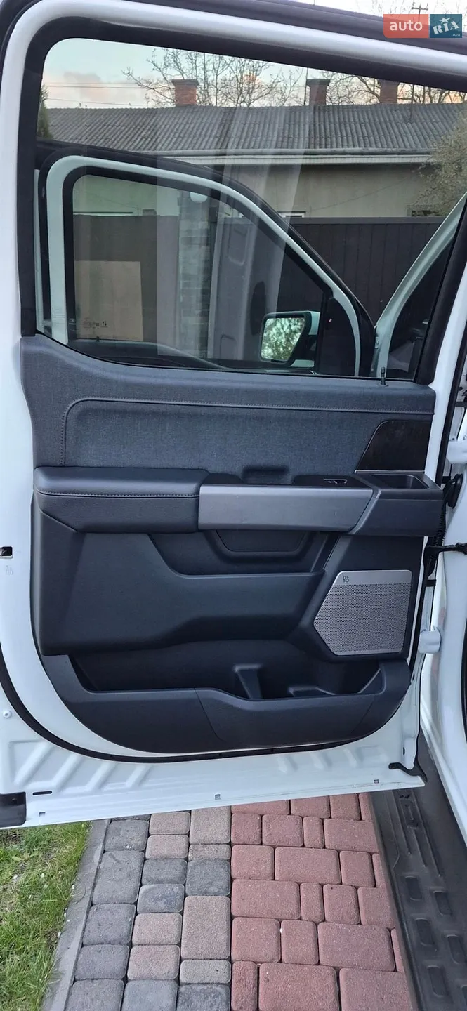 Ford FORD F 150 LIGHTNING 2022 VIN 1FT6W1EV3NWG04374 фото оголошення 32 з 43