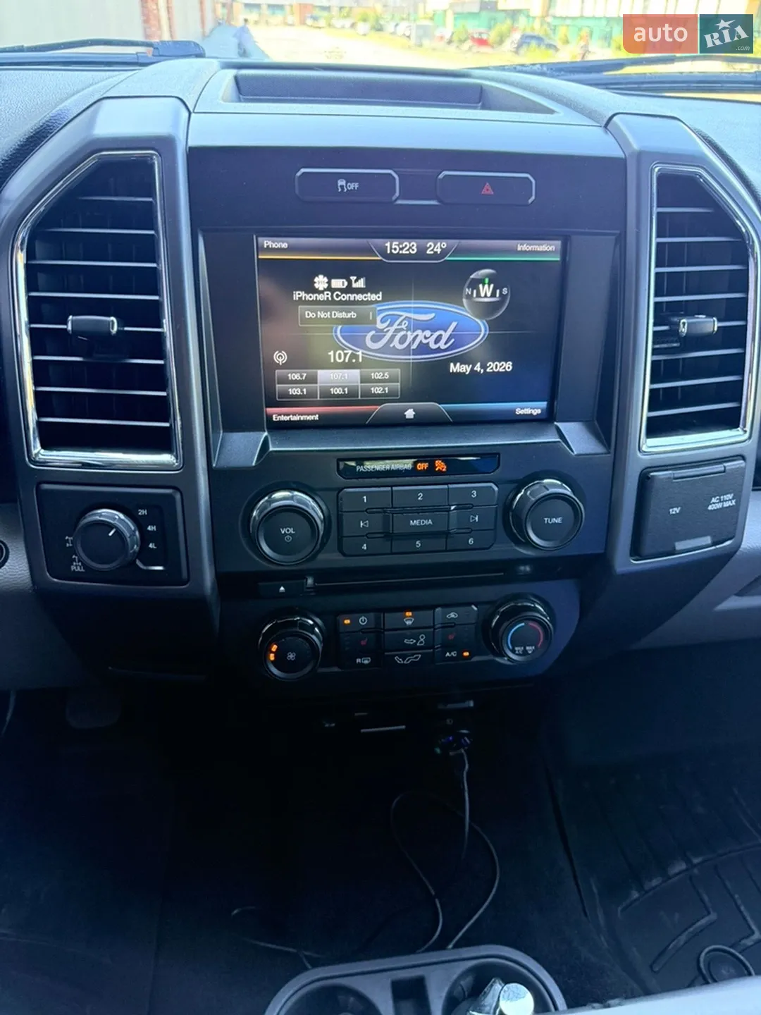 2015 Ford F-150 - мініатюра 31
