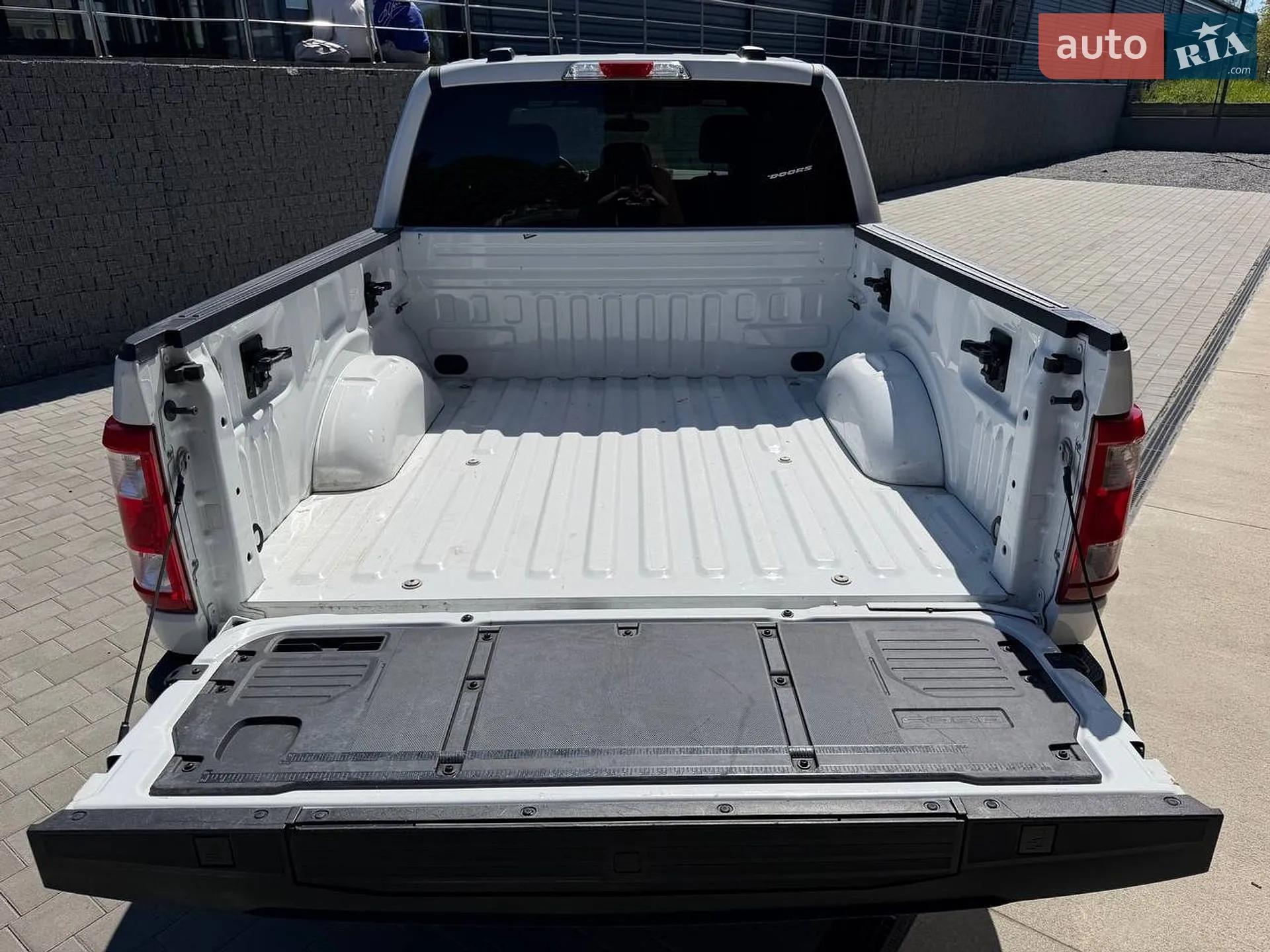 2022 Ford F-150 - мініатюра 11