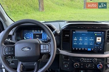 Пикап Ford F-150 2024 в Рованцах