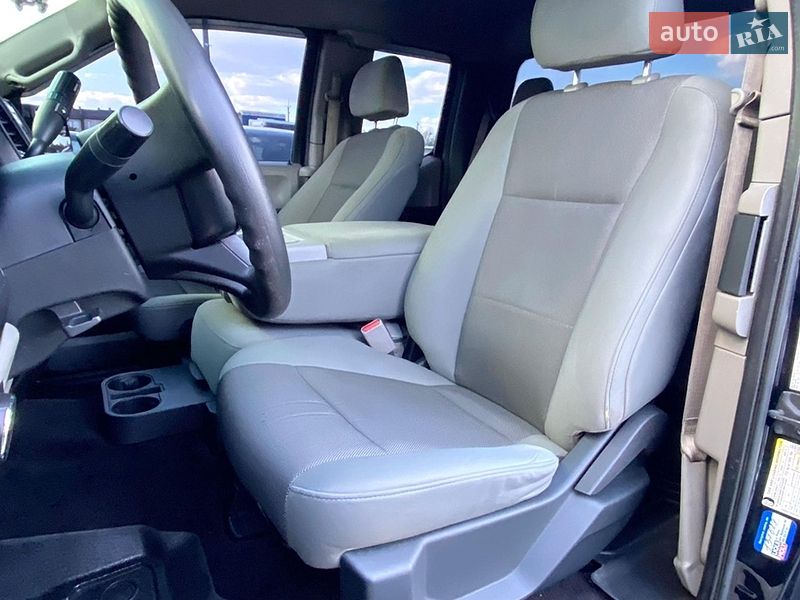 Пикап Ford F-150 2016 в Ровно