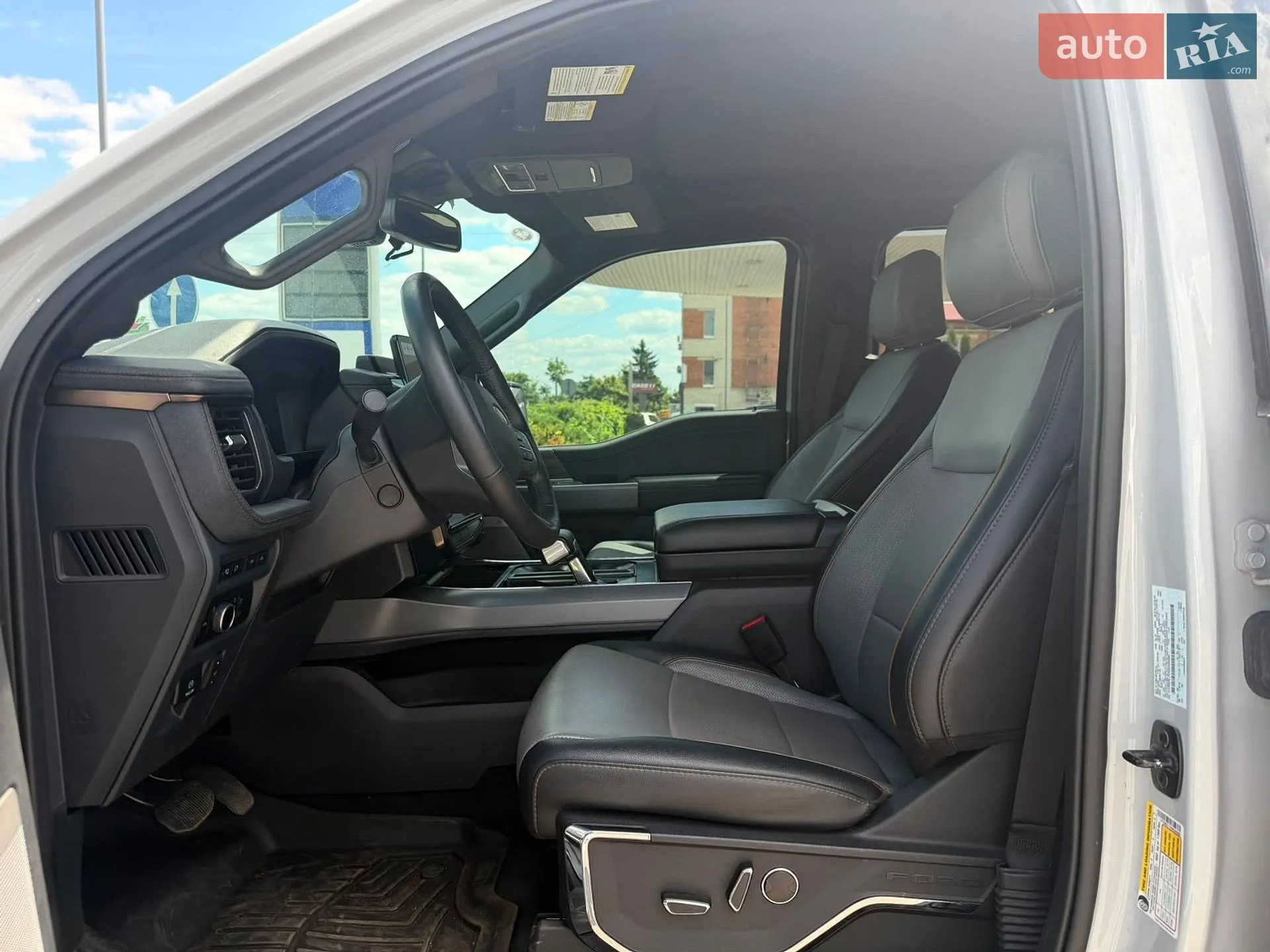 Ford F-150 2024 VIN 1FT6W5L72RWG09566 фото оголошення 10 з 20