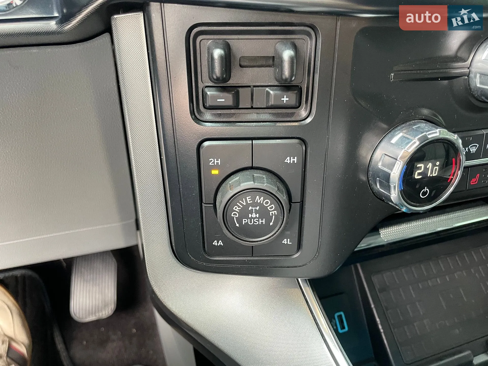 2021 Ford F-150 - мініатюра 17