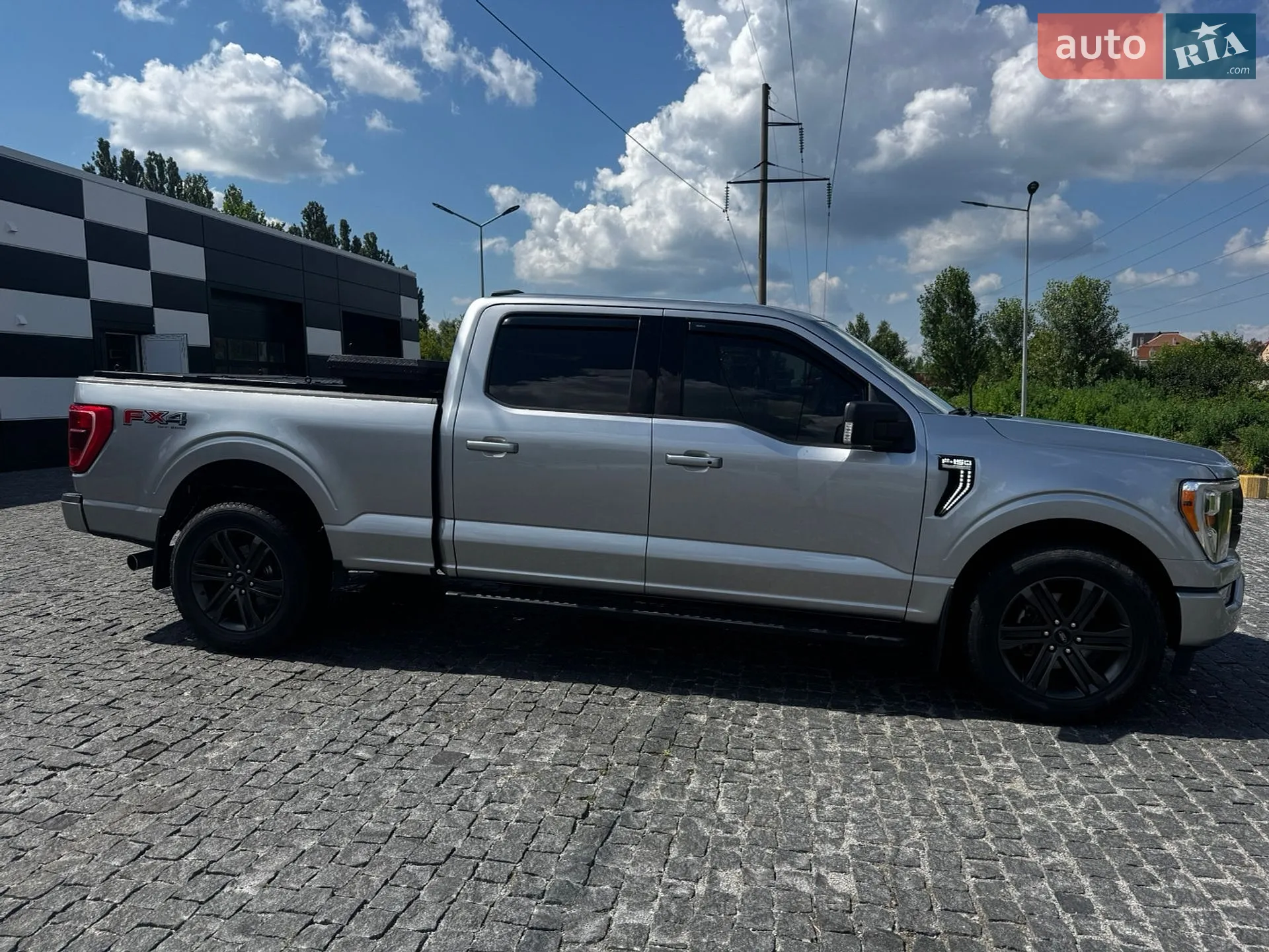 2020 Ford F-150 - мініатюра 2