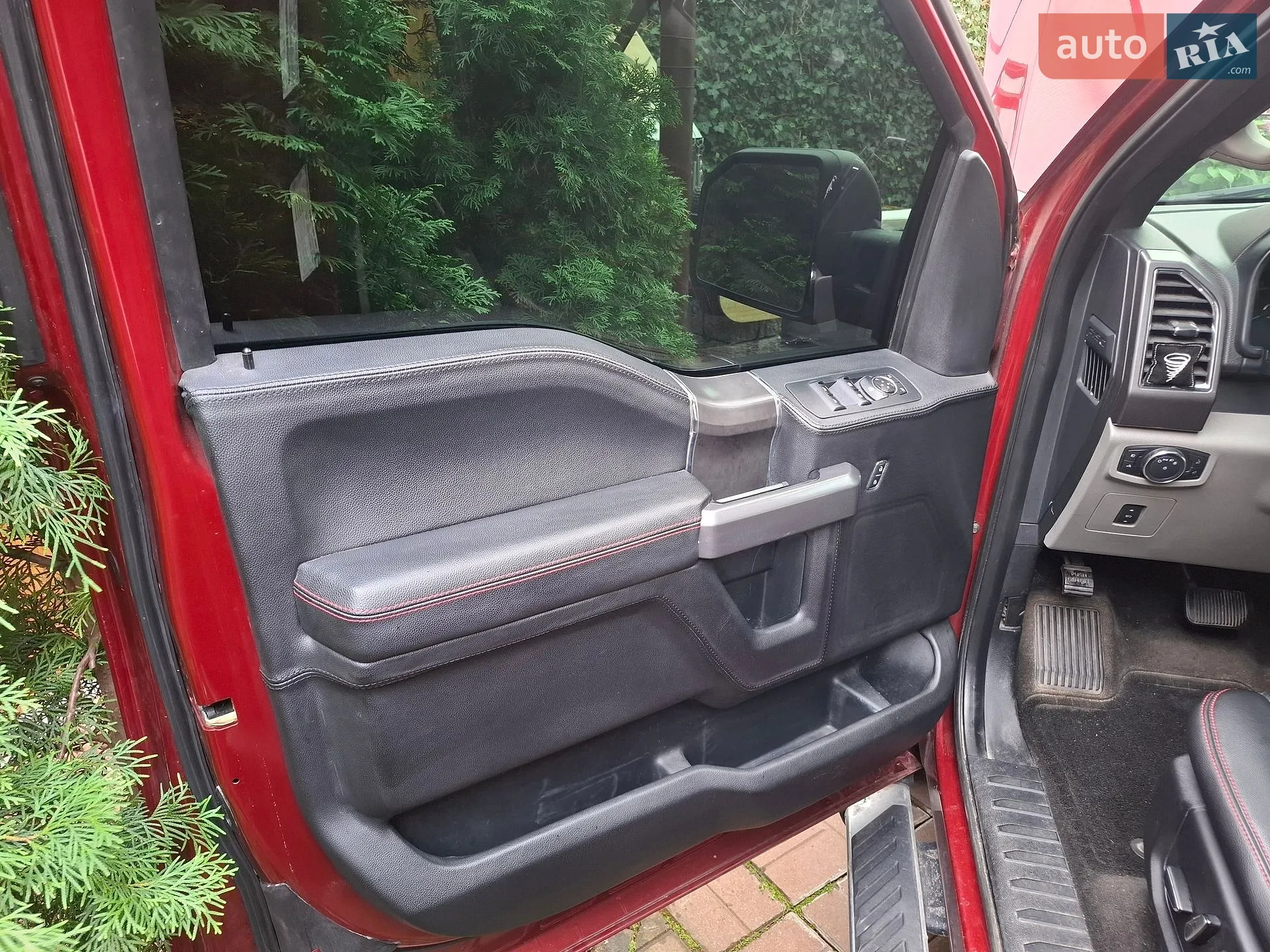 2015 Ford F-150 - мініатюра 15