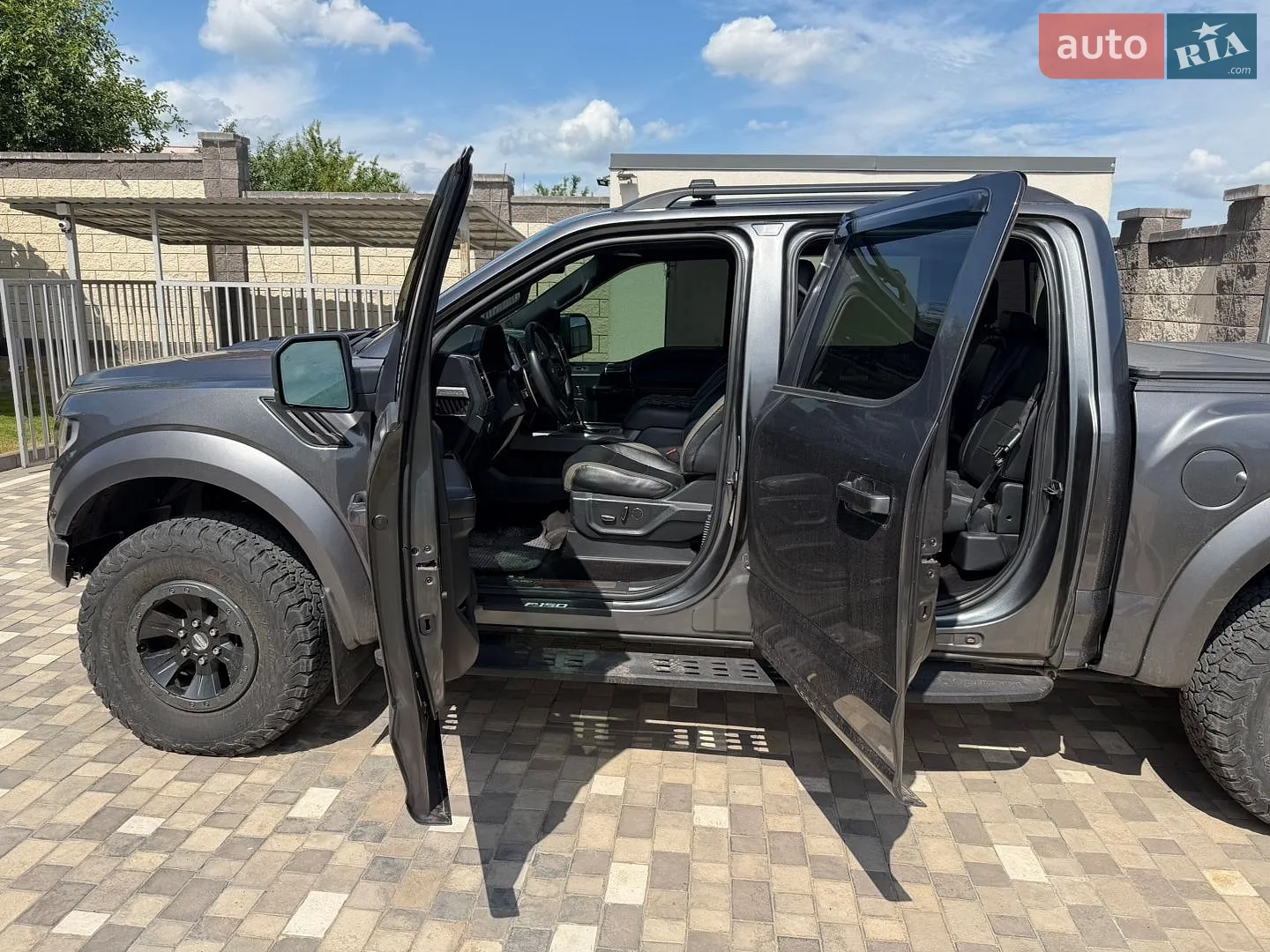 2017 Ford F-150 - мініатюра 2