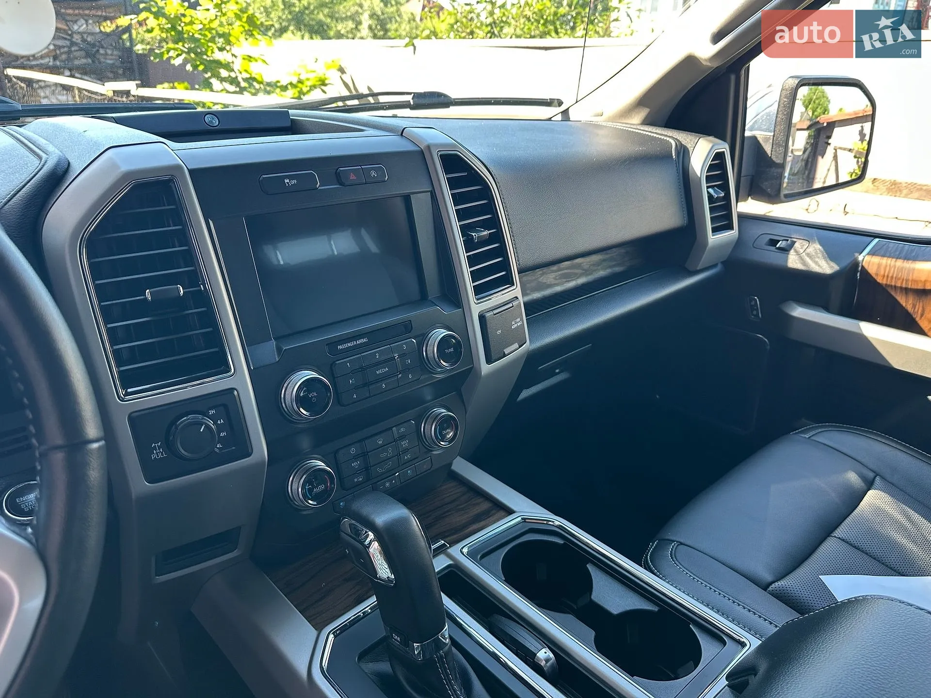 2020 Ford F-150 - мініатюра 26