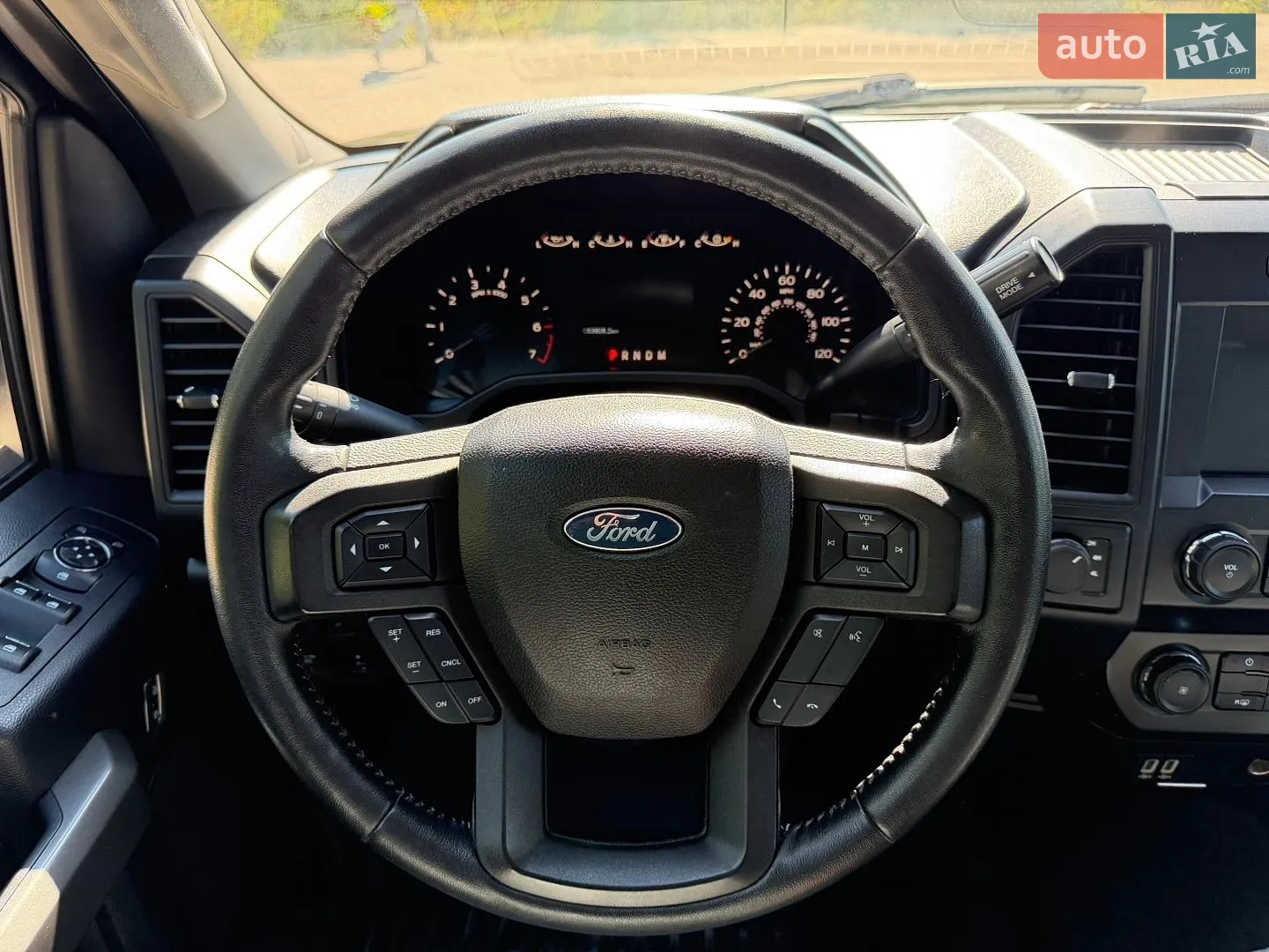 2020 Ford F-150 - мініатюра 23