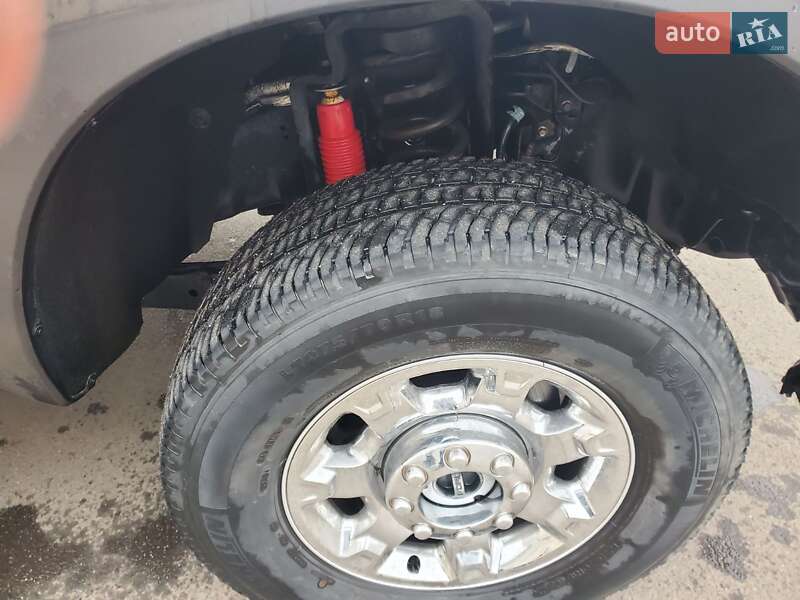 Пикап Ford F-250 2016 в Кривом Роге