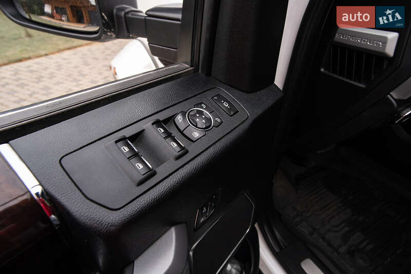 Пикап Ford F-250 2017 в Ровно