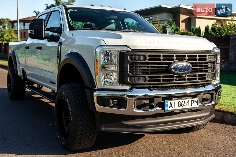 Пікап Ford F-250 2023 в Вишгороді