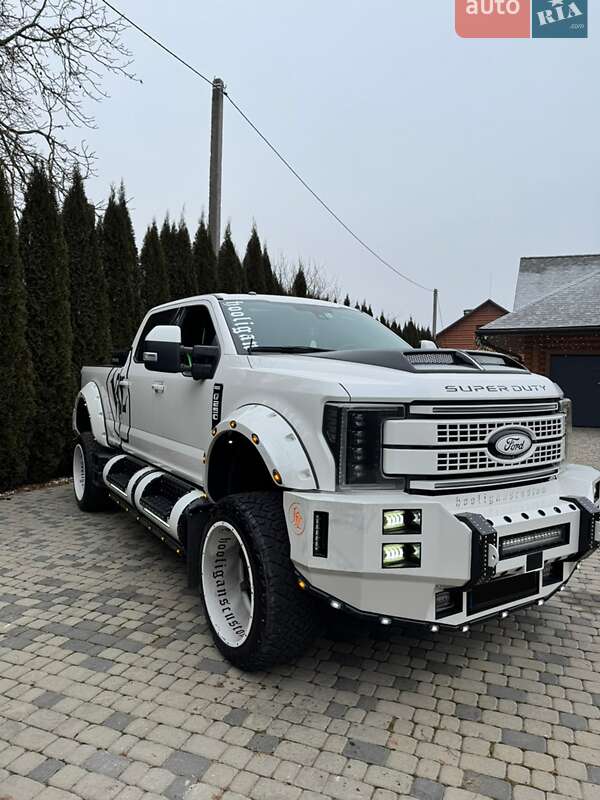 Пикап Ford F-250 2017 в Ровно