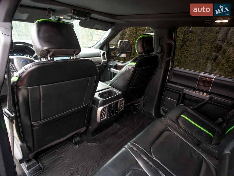 Пикап Ford F-250 2017 в Ровно