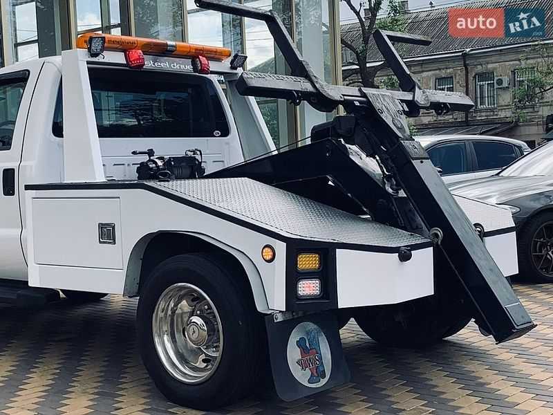 Эвакуатор Ford F-450 2014 в Николаеве