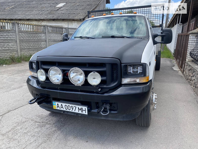 Платформа Ford F-650 2002 в 