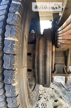 Платформа Ford F-650 2002 в 