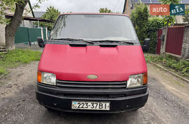 Грузовой фургон Ford F-700 1987 в Виннице