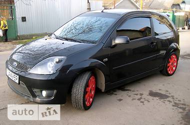 Хэтчбек Ford Fiesta 2007 в 