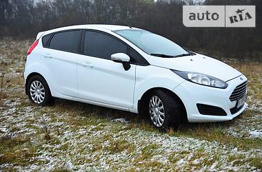 Хэтчбек Ford Fiesta 2015 в Полтаве