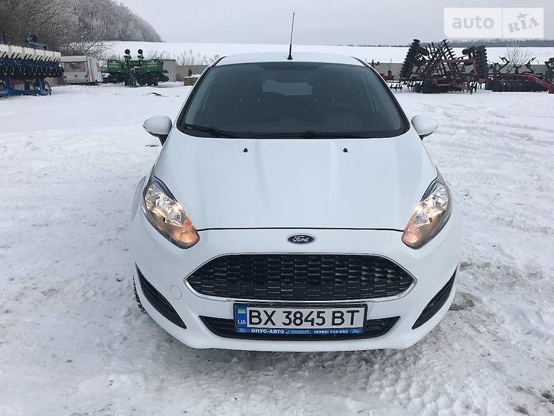 Хэтчбек Ford Fiesta 2016 в Хмельницком