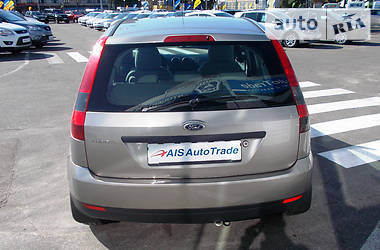 Хэтчбек Ford Fiesta 2003 в Киеве