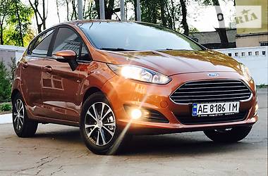 Хэтчбек Ford Fiesta 2014 в Днепре