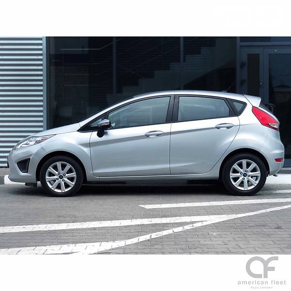 Хэтчбек Ford Fiesta 2013 в Киеве